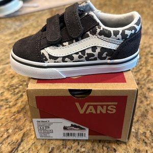 Brand new Vans sneakers